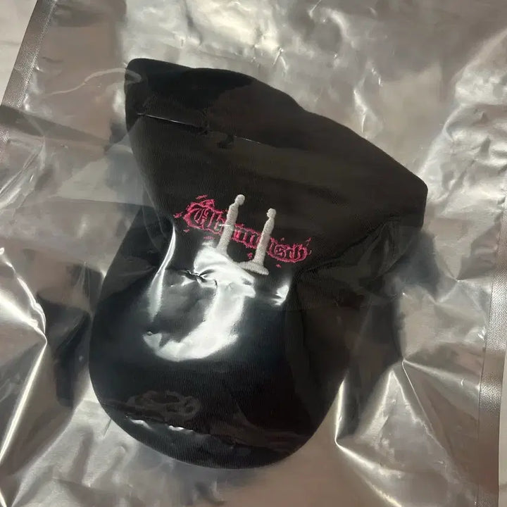 [BUNJANG] G-Dragon WE11DONE Baseball Cap / 지드래곤 위버멘쉬 볼캡 모자