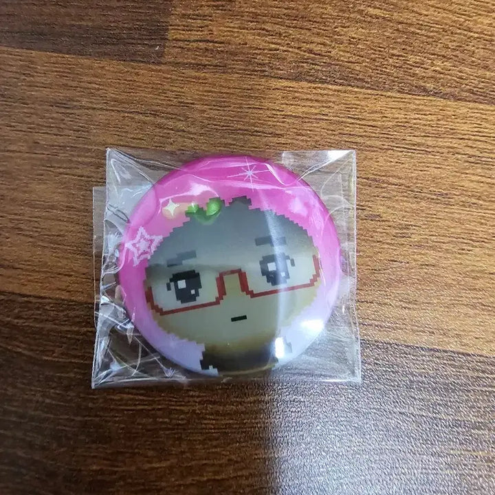 [BUNJANG] Eyemando Hologram Pin Button / 안경만두 홀로그램 핀버튼