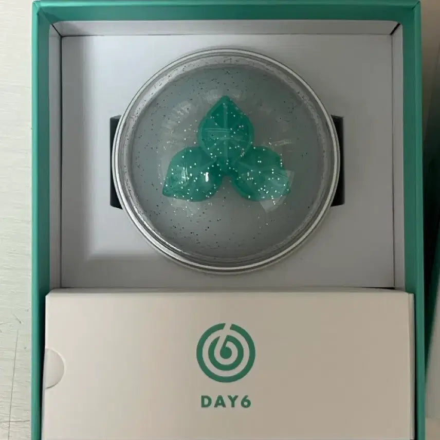 [BUNJANG] DAY6 MADE WATCH 3 Unsealed / 데이식스 마데워치3