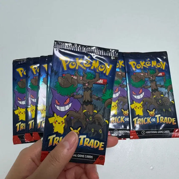 [BUNJANG] Pokemon Card Halloween North America Limited Edition 2024 / 포켓몬카드 할로윈 한정판 미개봉 2024년 버전
