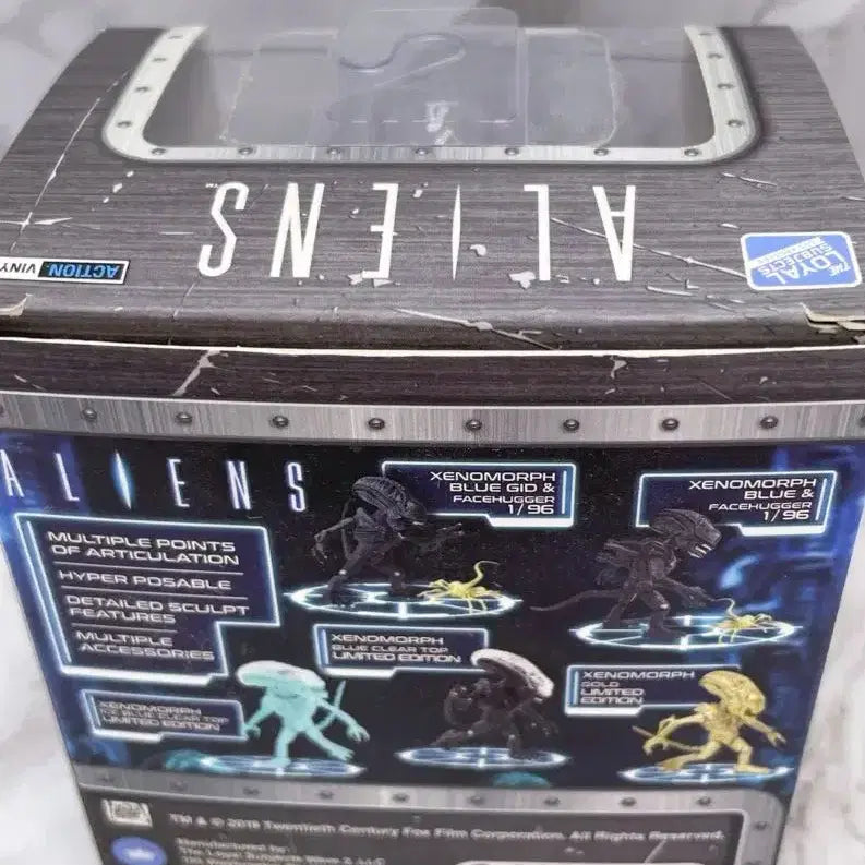 [BUNJANG] The Loyal Subjects Alien Xenomorph Blue Glow-in-the-Dark Figure / The Loyal Subjects 에일리언 Blue 야광
