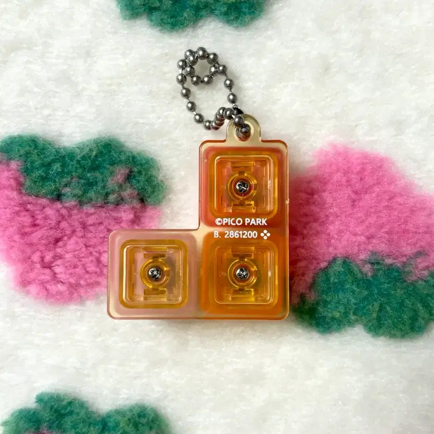 [BUNJANG] Pico Park Keyboard Charm Keycap Gacha Keyring / 피코파크 키보드 참 키캡 가챠 키링 판매