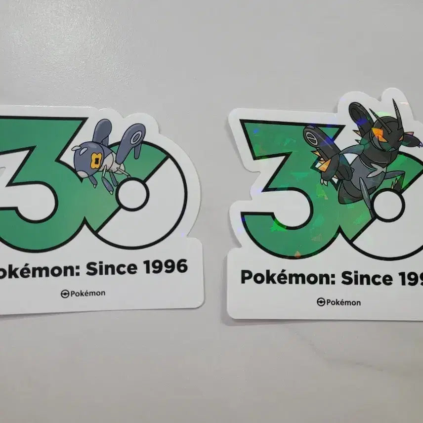 [BUNJANG] Pokemon 30th Anniversary Logo Sticker Set (Xyreg, Kongaltugi) / (교환/판매) 포켓몬 30주년 로고 스티커 콩알뚜기 엑스레그 2장 세트