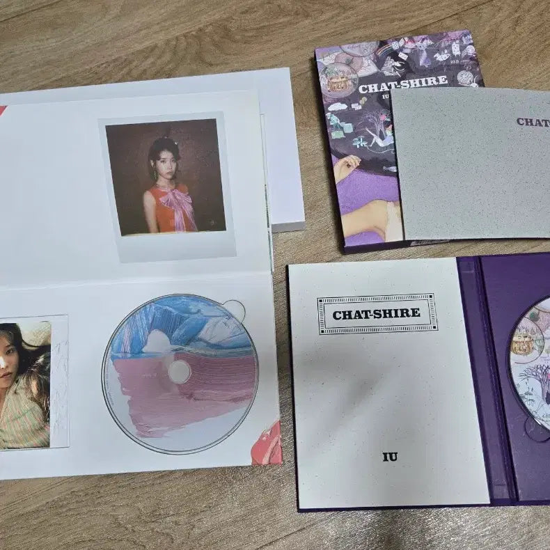 [BUNJANG] IU Chat-Shire Palette Photocard Album / 아이유 앨범 챗셔 팔레트 포카 4집 IU CD 음반