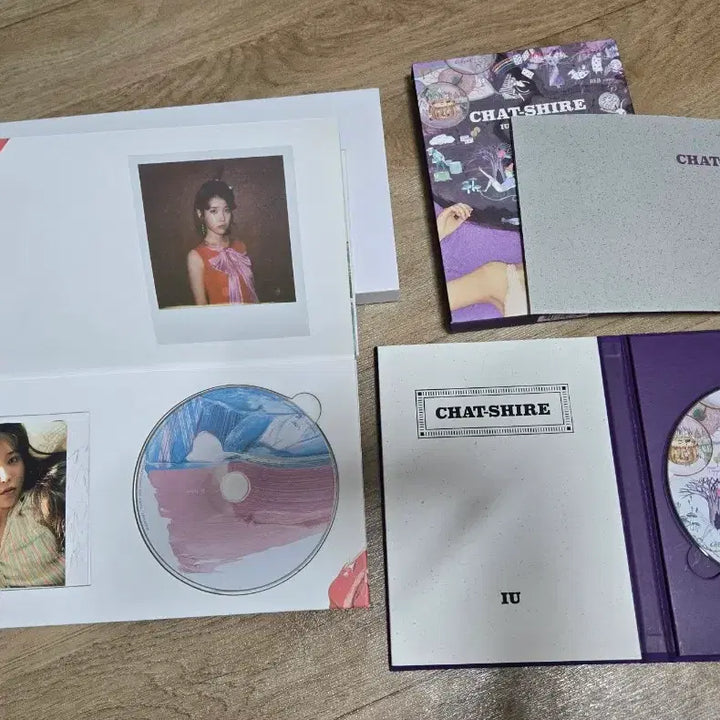 [BUNJANG] IU Chat-Shire Palette Photocard Album / 아이유 앨범 챗셔 팔레트 포카 4집 IU CD 음반