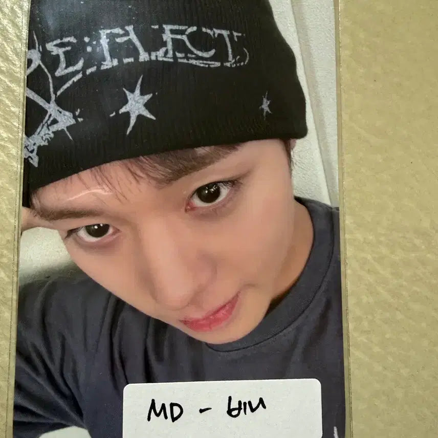 [BUNJANG] Park Ji Hoon Reflect MD Beanie Photocard Set / 박지훈 리플렉트 MD_비니(포카 포함)