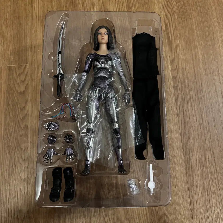 [BUNJANG] Hot Toys Alita: Battle Angel Figure (Unsealed) / (개봉/약하자) 핫토이 알리타 배틀엔젤 피규어