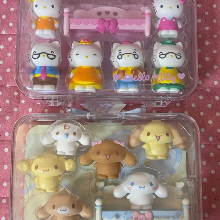 [BUNJANG] Cinnamoroll Mocha Friends Hello Kitty Family Figure Set / 일괄)시나모롤 모카 프렌즈 헬로키티 패밀리 피규어 세트