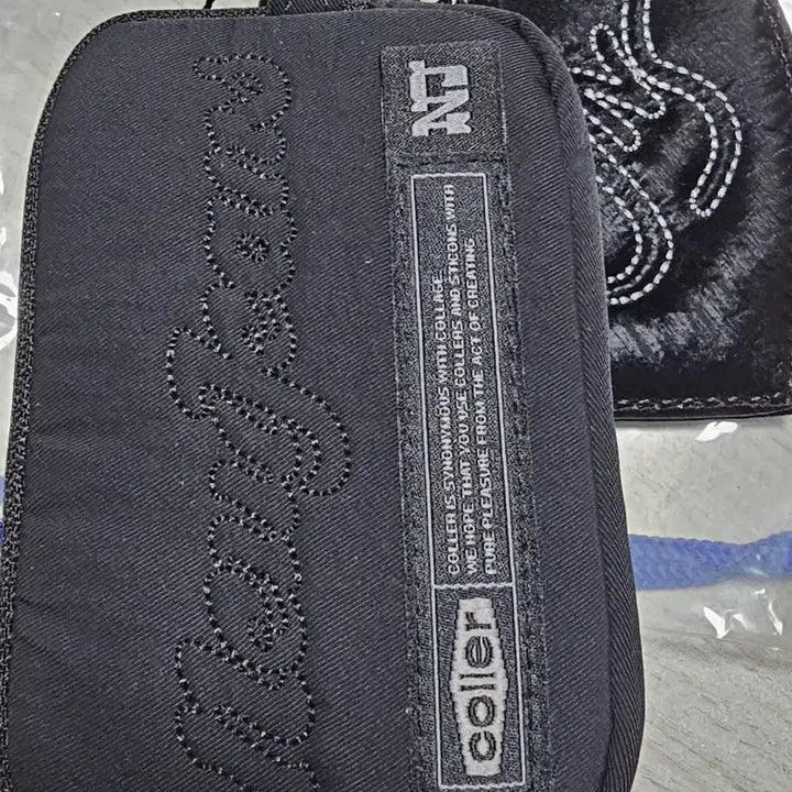 [BUNJANG] NewJeans Collet Card Holder Black / 뉴진스 꼴레 카드지갑 새상품