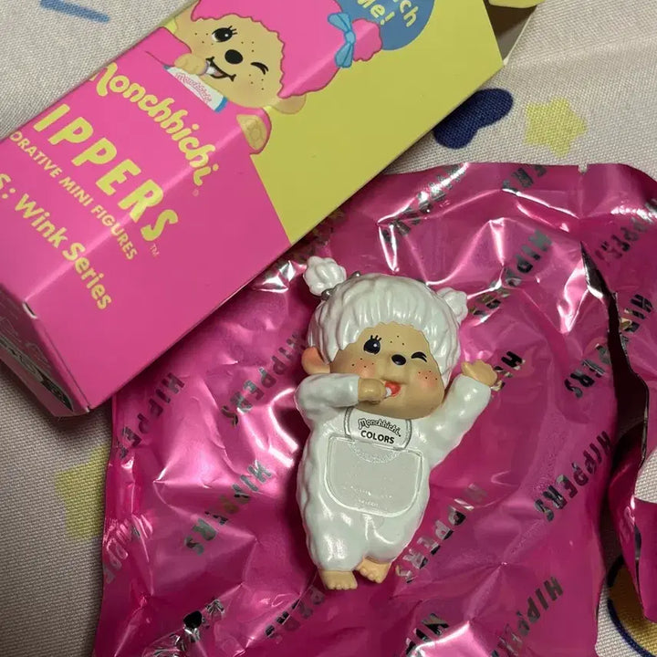[BUNJANG] Monchhichi Hyper Colors Wink Series Secret White / 몬치치 히퍼 컬러즈 윙크 시리즈 시크릿 화이트