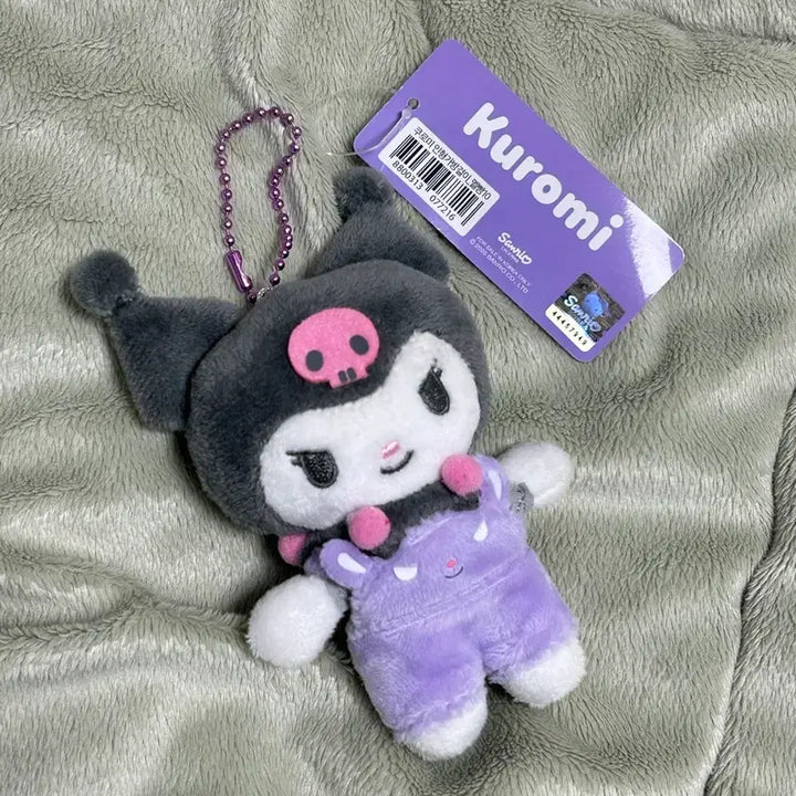 [BUNJANG] Sanrio Kuromi Overalls Costume Plush Keyring / 택0,새상품) 산리오 쿠로미 멜빵 코스튬 인형 키링