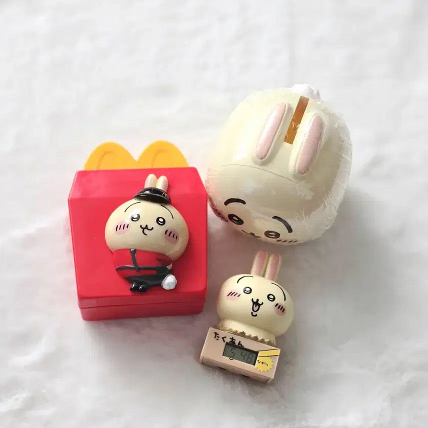 [BUNJANG] Chiikawa Usagi Happy Meal Toy, Piggy Bank &amp; Watch Gacha Set / 치이카와 우사기 해피밀 + 저금통 + 시계 가챠 set