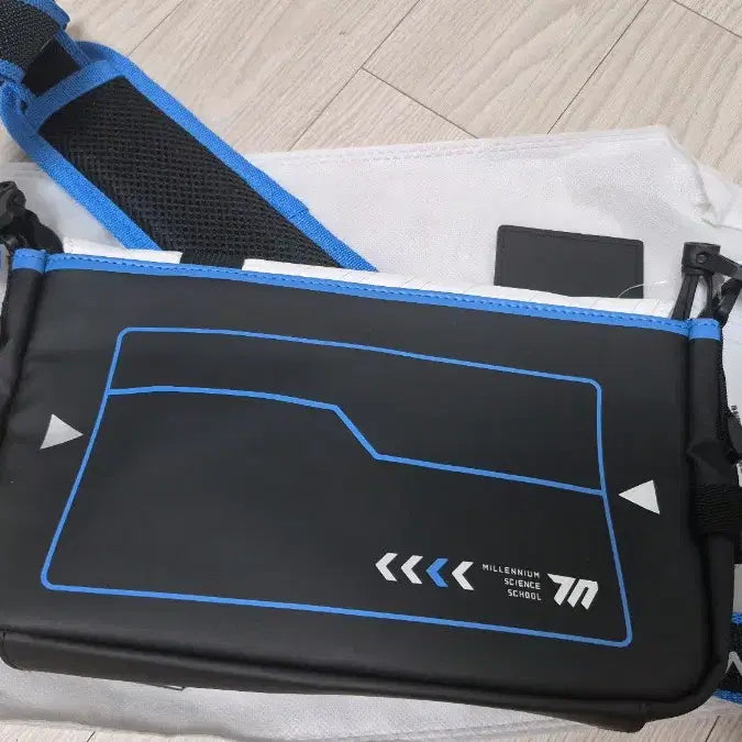 [BUNJANG] Blue Archive Millennium Aris Crossbody Bag / 블루아카이브 밀레니엄 아리스 크로스백 팔아요