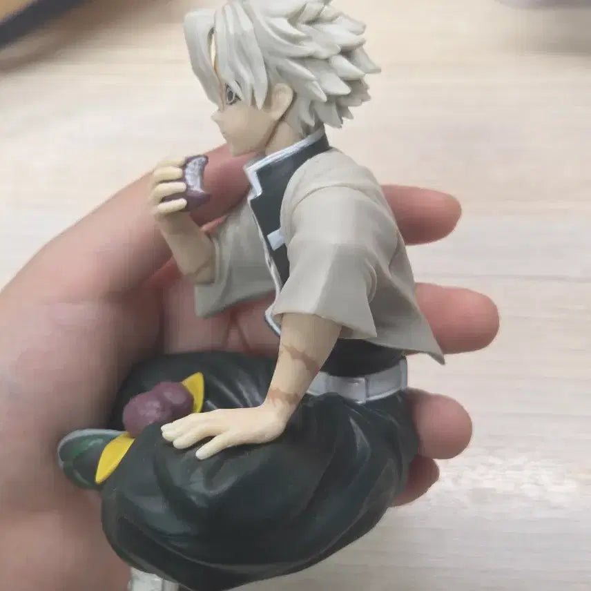 [BUNJANG] Demon Slayer Sanemi Chokonose Sega Onigiri Figure / 귀칼 귀멸의칼날 사네미 쵸코노세 세가 주먹밥 피규어