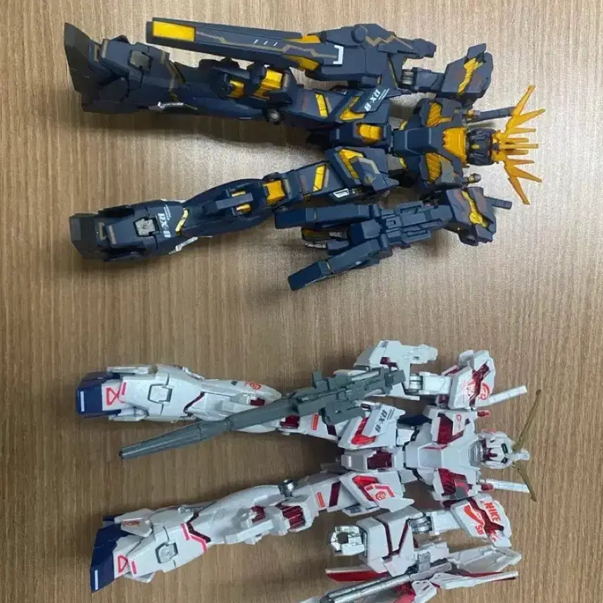 [BUNJANG] Bandai x Nike SB HG Unicorn Gundam Decal - Gloss/Matte Finish (2 Types) / 반다이 X 나이키 콜라보 SB HG 유니콘 건담 데칼 유광/무광 마감 2종[반다이 정품]