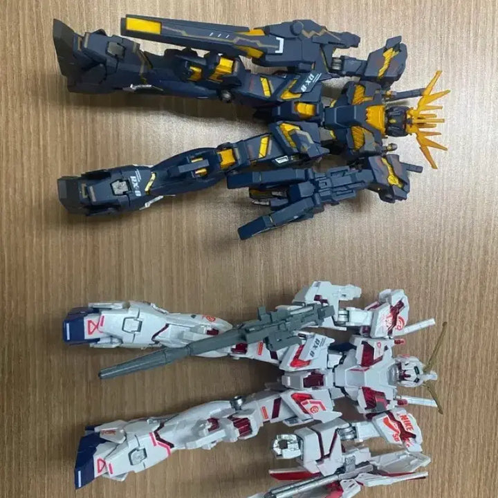 [BUNJANG] Bandai x Nike SB HG Unicorn Gundam Decal - Gloss/Matte Finish (2 Types) / 반다이 X 나이키 콜라보 SB HG 유니콘 건담 데칼 유광/무광 마감 2종[반다이 정품]