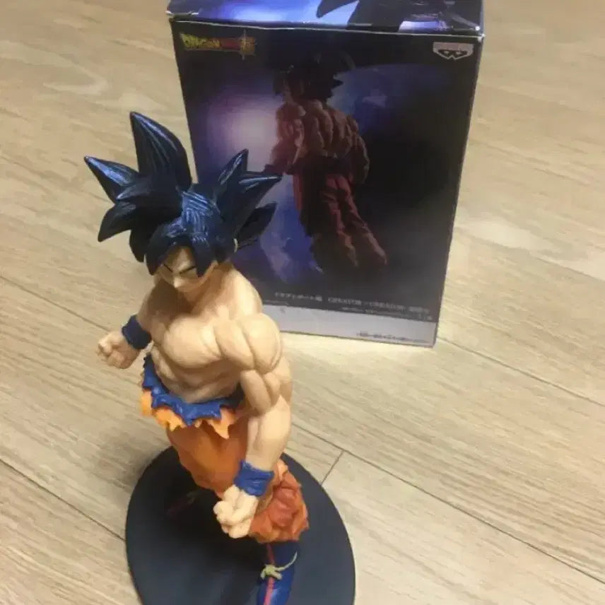 [BUNJANG] Creator x Creator Son Goku (Banpresto Authentic - Red Cat) / 크리에이터x크리에이터 조형사진사 손오공(반프레스토 정품-빨간 고양이)