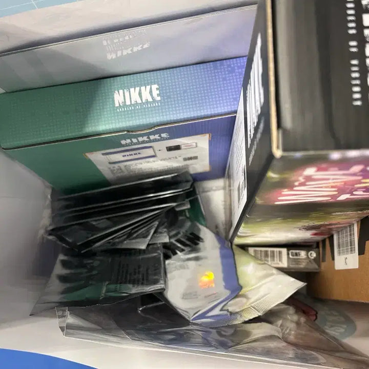 [BUNJANG] Nikke Pop-up Store 1st Week Exclusive Merchandise Bundle / 니케 팝업 1주차 특전 판매합니다!