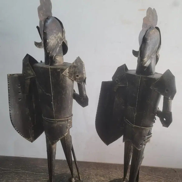 [BUNJANG] Vintage Tin Crafts Set of 2 / 인테리어소품  / 카페소품 / 빈티지 양철공예 2점