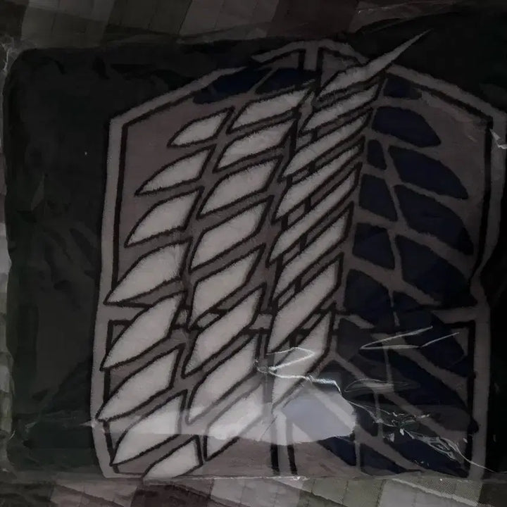 [BUNJANG] Attack on Titan Frank Burger Survey Corps Cloak Blanket / 진격의거인 프랭크버거 콜라보 조사병단 망토 담요