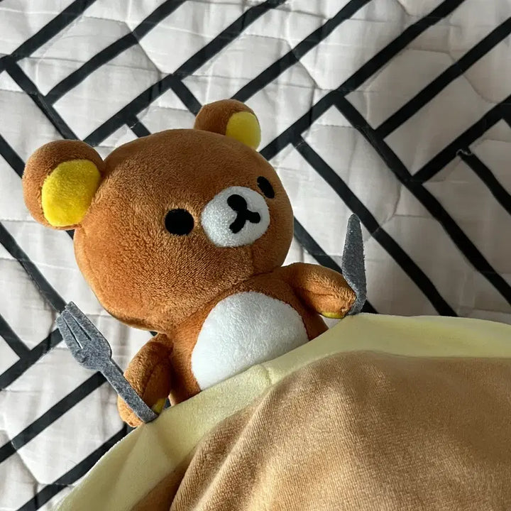 [BUNJANG] Rilakkuma Large Pancake Cushion / 리락쿠마 팬케이크 대형 쿠션