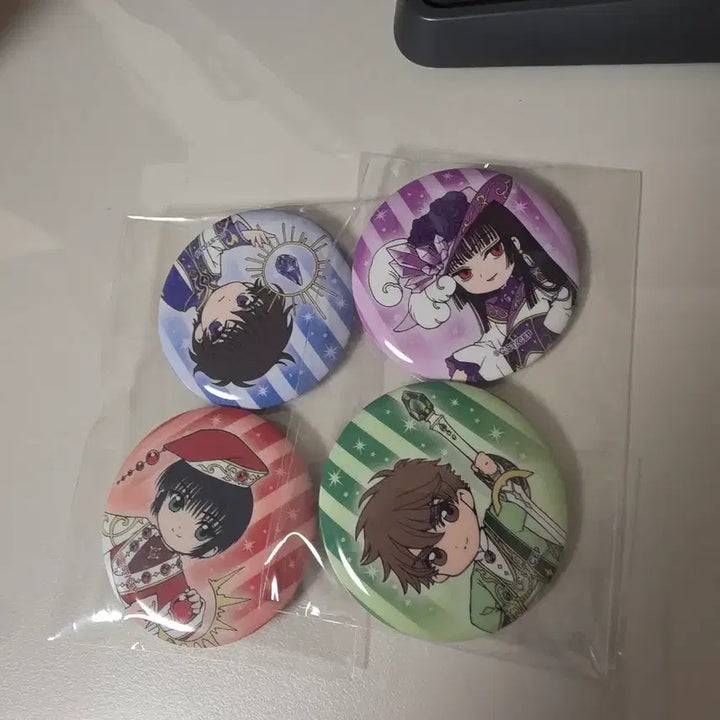 [BUNJANG] CLAMP Exhibition Limited Edition Can Badge Bundle Set / 클램프 전시 특전 캔뱃지 유코샤오랑카무이스바루 일괄