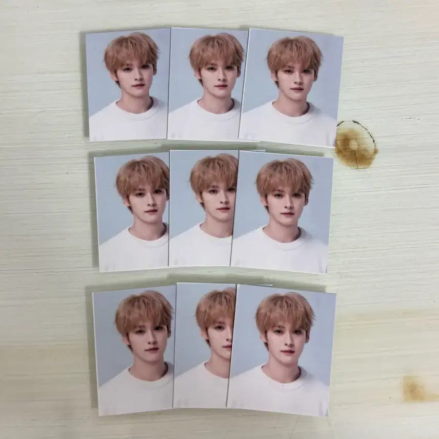 [BUNJANG] Stray Kids Lee Know Mini Miniaturized Photos Bundle Set / 스키즈 리노 미니 증사 증명사진 비공굿 9장 일괄