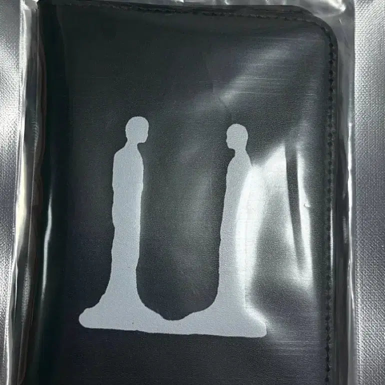 [BUNJANG] G-Dragon WE11DONE Passport Case Black / 지드래곤 위버멘쉬 여권케이스 패스포트 블랙