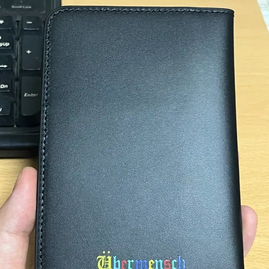 [BUNJANG] G-Dragon WE11DONE Passport Case Black / 지드래곤 위버멘쉬 여권케이스 패스포트 블랙