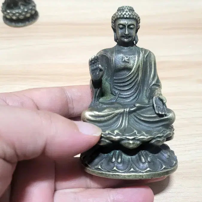 [BUNJANG] Brass Buddha Statues of Shakyamuni and Avalokiteshvara - Set of 2 / 불교예술) 황동 불상 석가모니, 관세음보살 부처님 2점 일괄