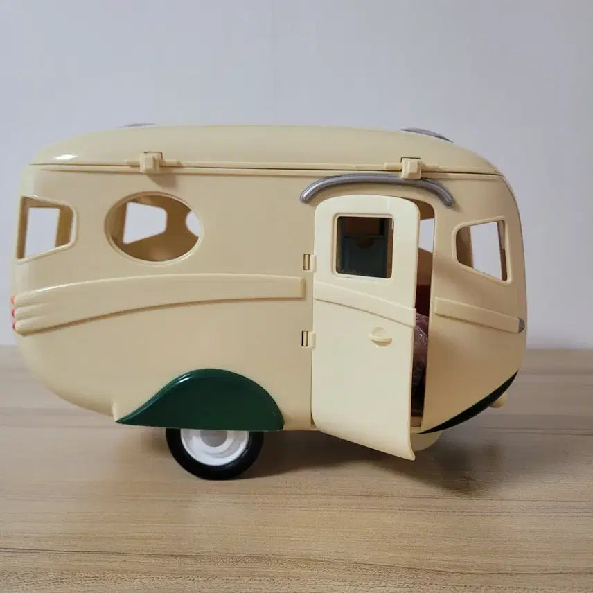 [BUNJANG] Sylvanian Families Exciting Camper Van (Discontinued) / 단종) 실바니안 신나는 캠핑카
