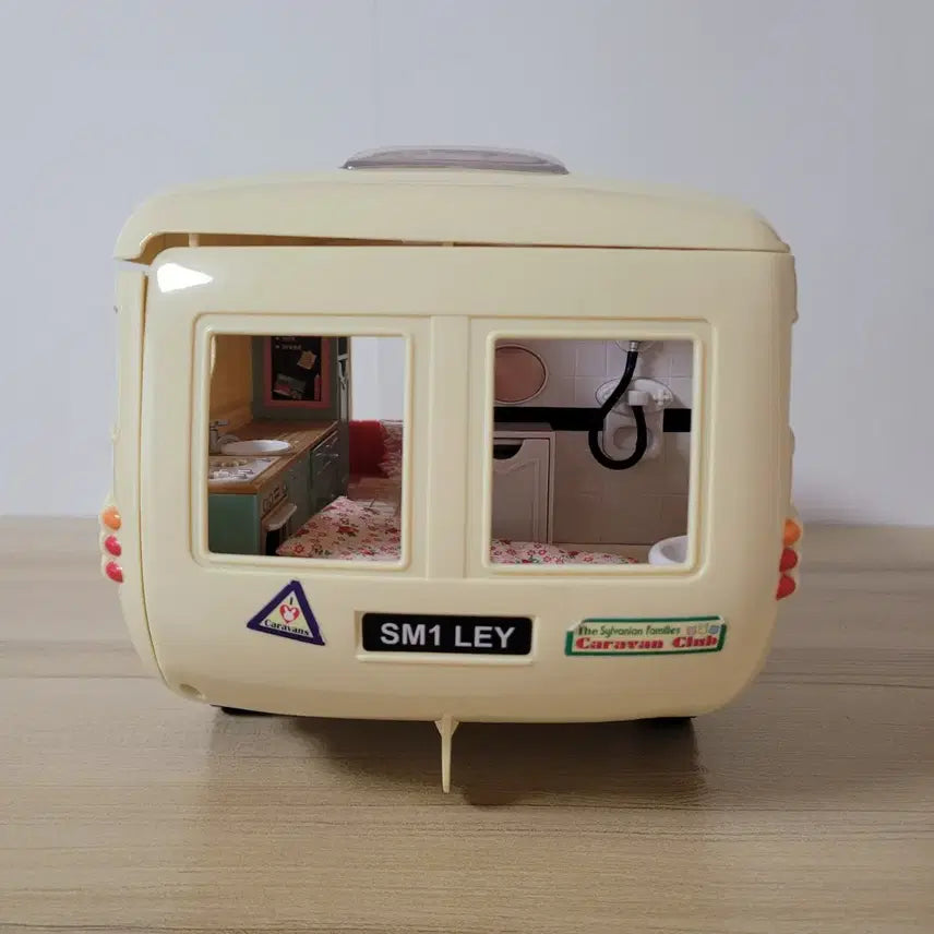 [BUNJANG] Sylvanian Families Exciting Camper Van (Discontinued) / 단종) 실바니안 신나는 캠핑카