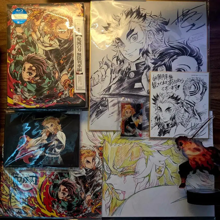 [BUNJANG] Demon Slayer: Kimetsu no Yaiba Mugen Train Blu-ray Set (Japan Edition) + Goods Bundle / 귀멸의 칼날 무한열차 블루레이 세트(일본판) + 굿즈 일괄