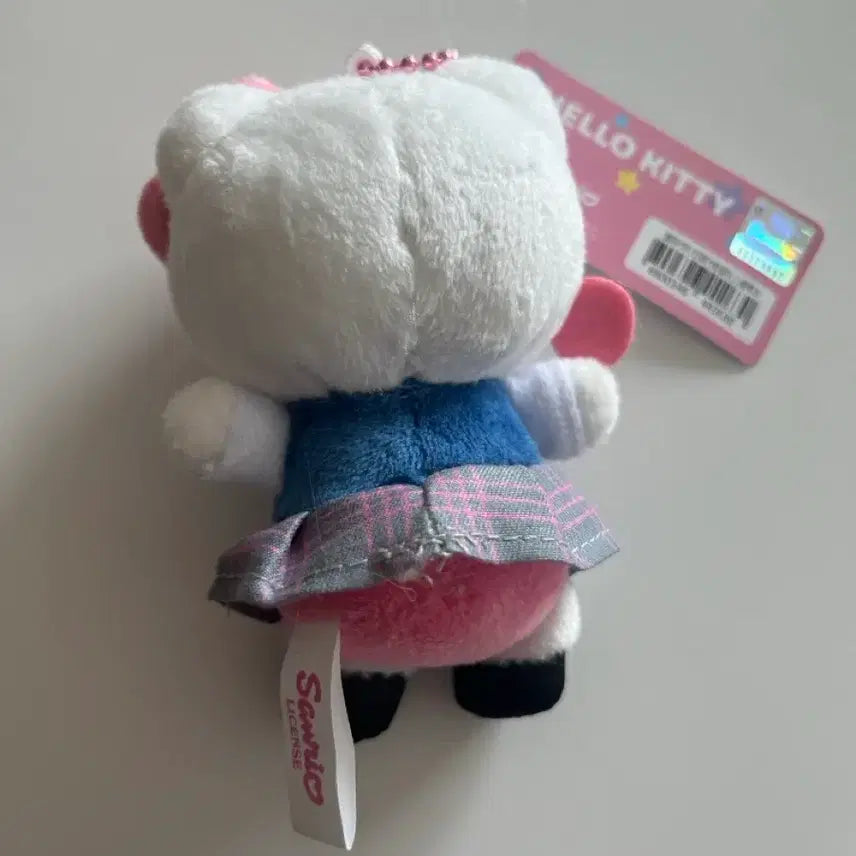 [BUNJANG] Hello Kitty School Uniform Keychain Doll / 교복 헬로키티 키링 인형