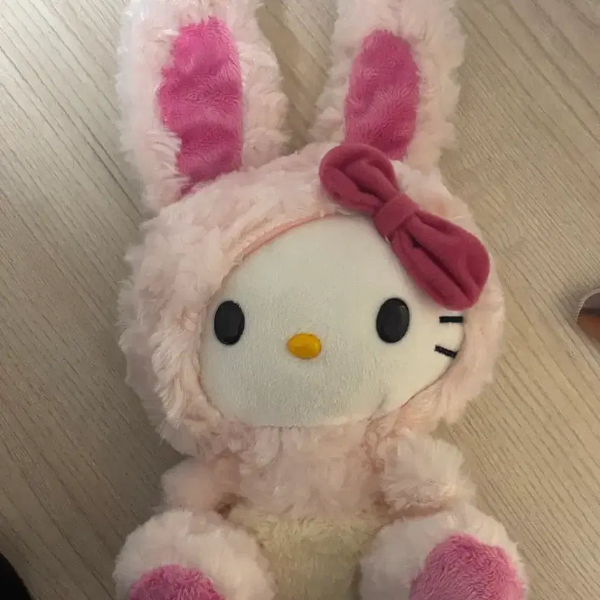 [BUNJANG] Vintage Kitty Rabbit Plush / 고전 키티 토끼 인형