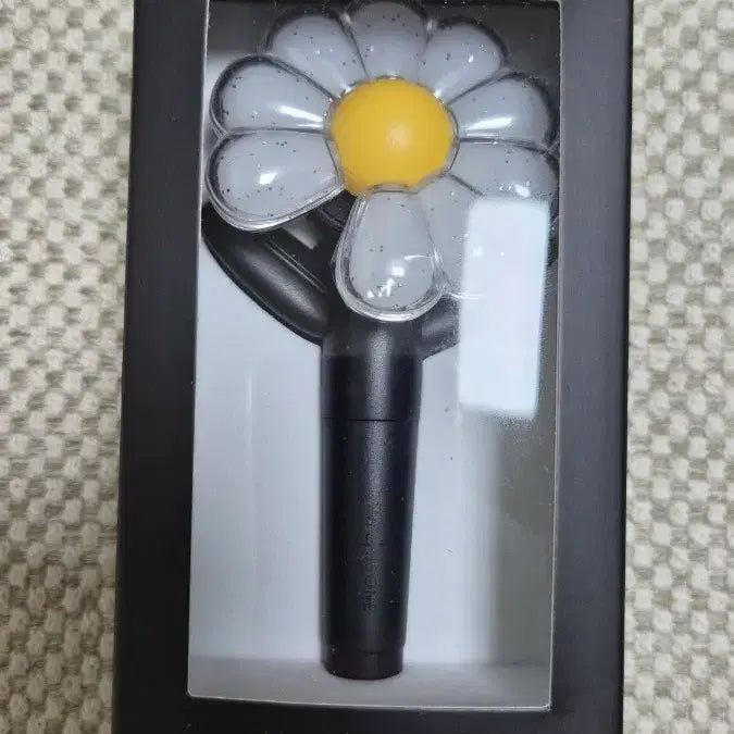 [BUNJANG] G-Dragon Daisy Mini Light Keyring / 새상품)지드래곤 데이지 미니 라이트 키링