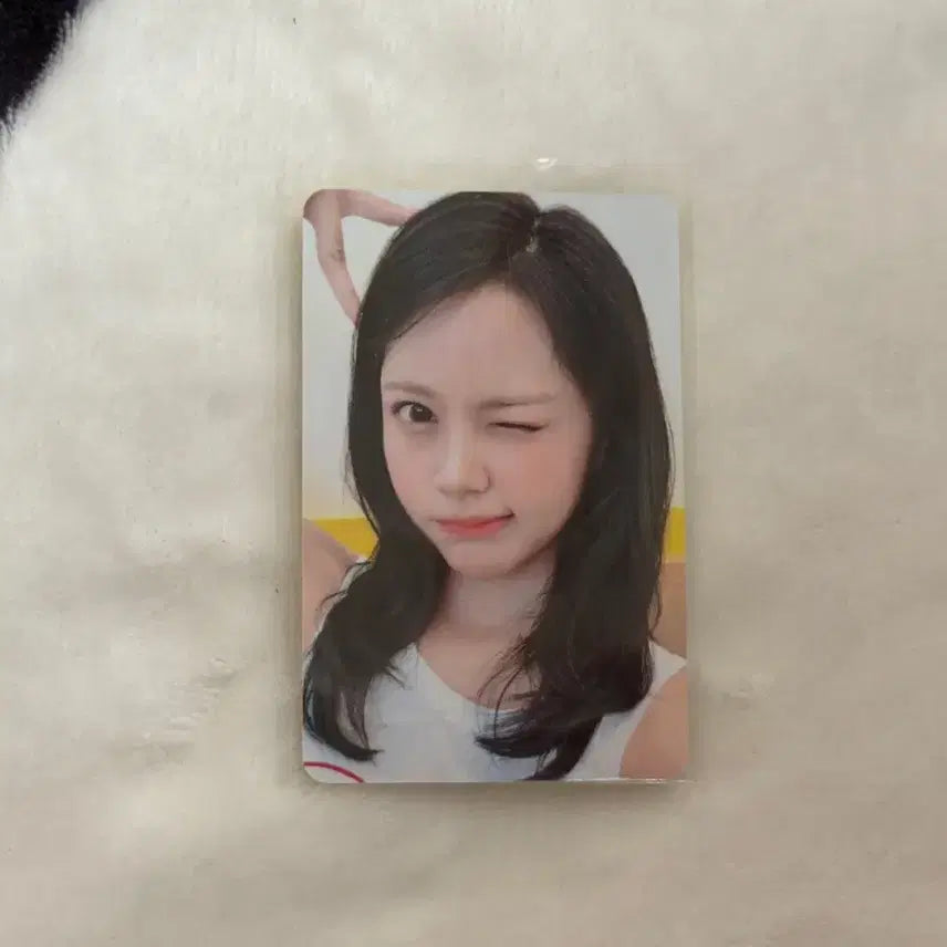 [BUNJANG] Hats to Hearts Carmen Mini Record Lucky Draw POB Photocard / 하투하 레몬탱 포카 미공포 하츠투하츠 카르멘 미니레코드 럭드 미공포