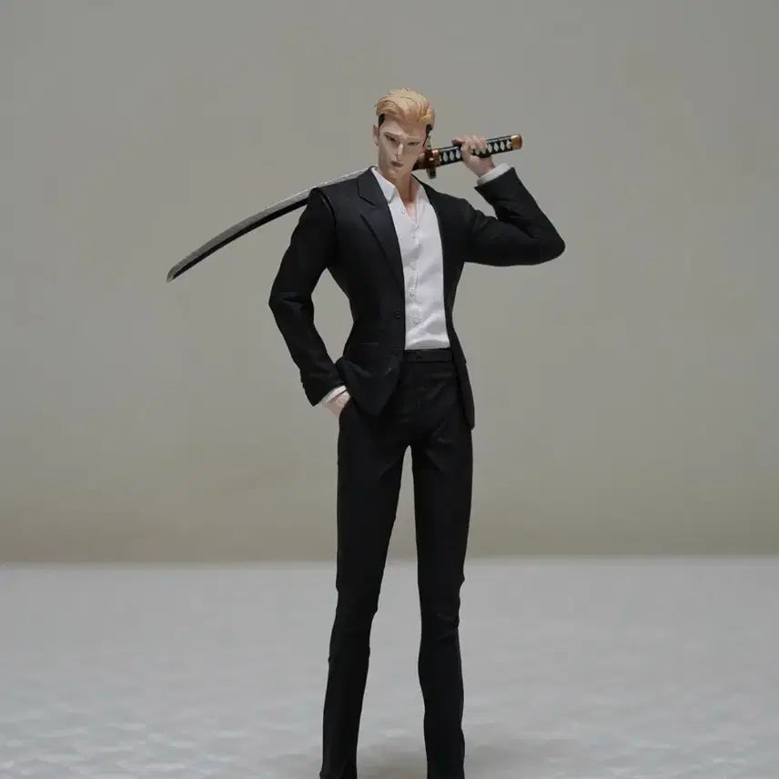 [BUNJANG] Lookism Kim Jun-gu Figure VVIP Pop-up Exclusive / 외모지상주의 김준구 피규어 VVIP 팝업