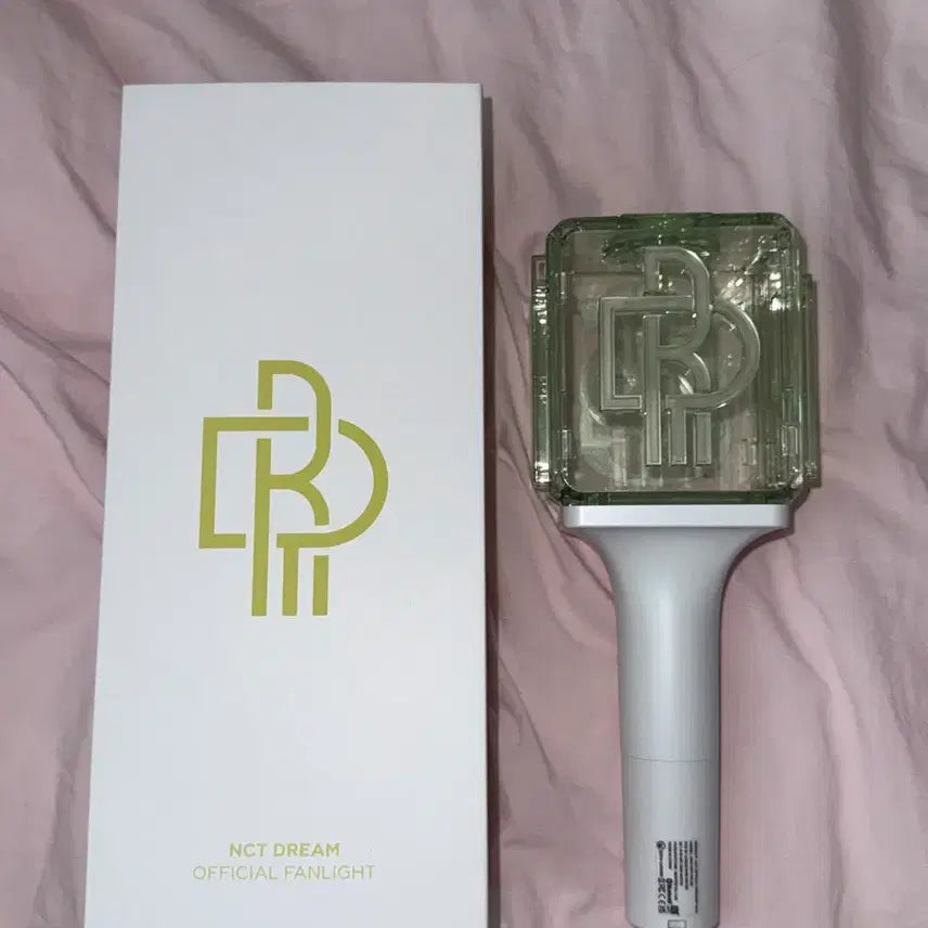 [BUNJANG] NCT DREAM Cheering Stick NewMoon Haechan Photocard Stickers Bundle Set / 엔시티드림 응원봉 뉴믐 양도