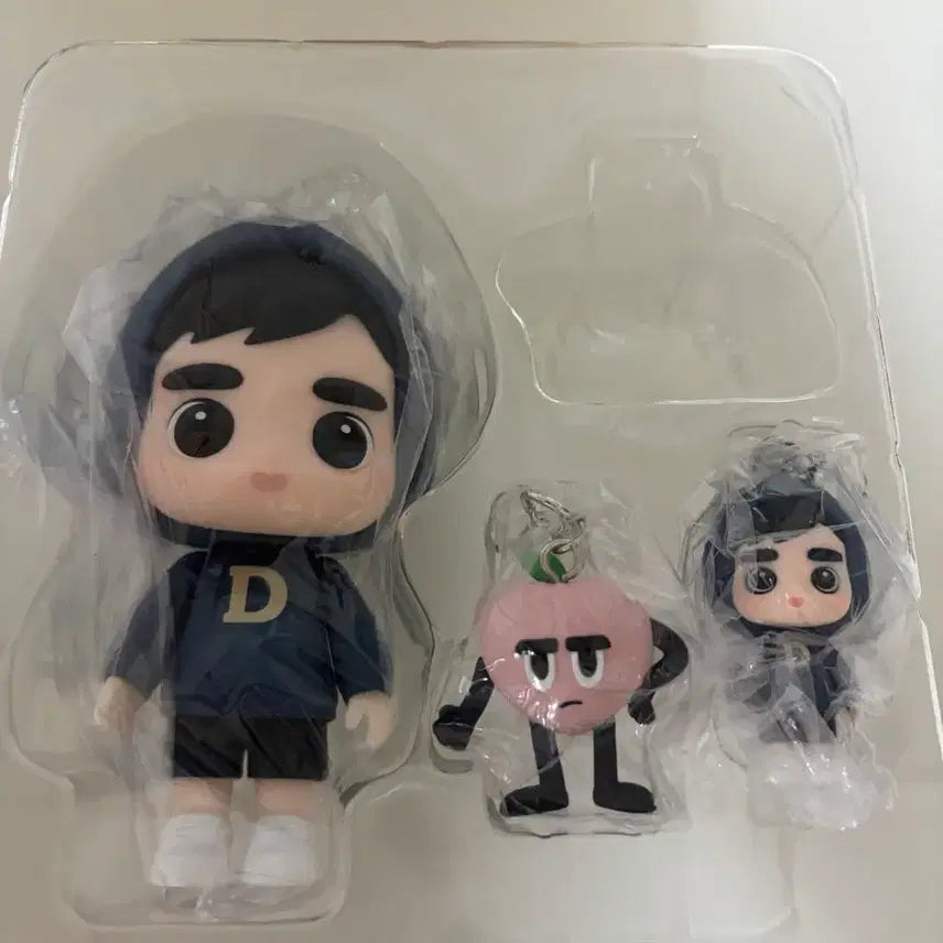 [BUNJANG] Doh Kyung-soo Figure &amp; Charms Set / 도경수 피규어