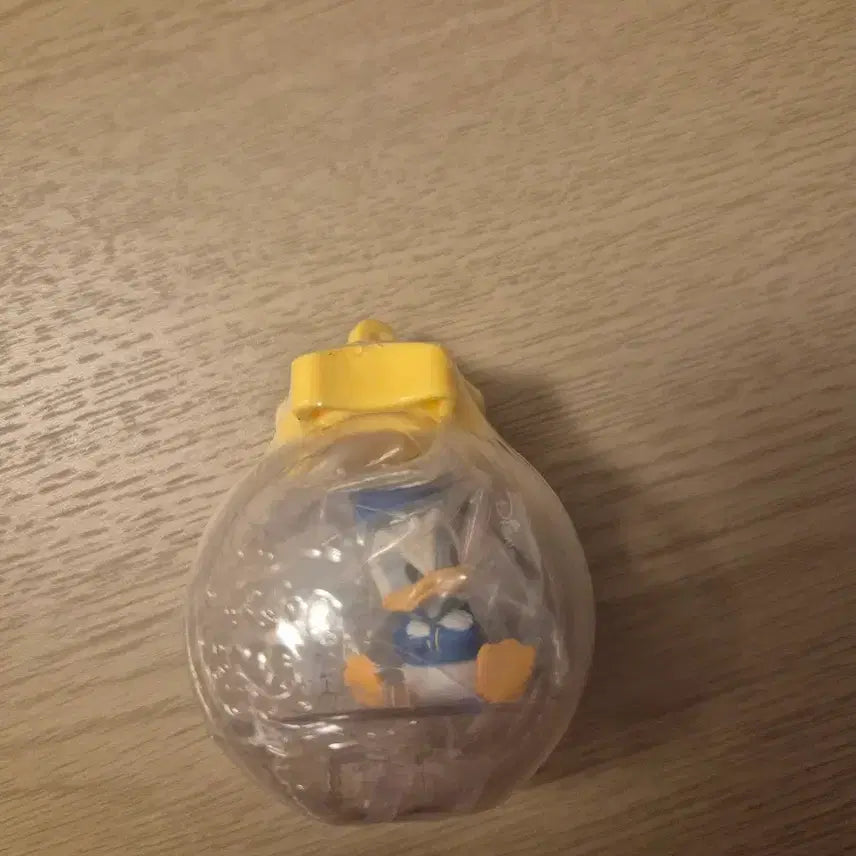 [BUNJANG] Disney Gacha Capsule Bottle Charm Donald Duck / 디즈니 가챠 Capsule Bottle charm 도날드덕 도널드덕