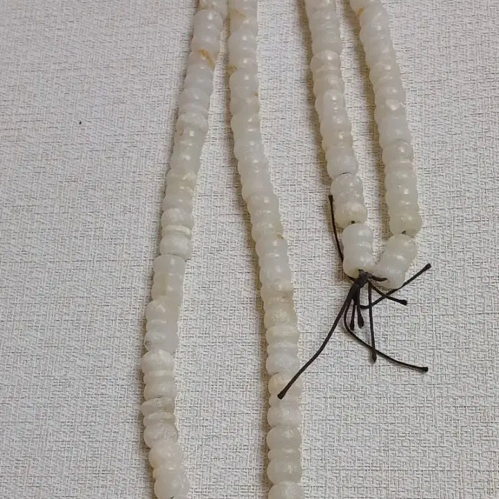 [BUNJANG] Joseon Dynasty Natural White Jade Gakgeon (Hat String) / 조선시대 천연백옥갓끈