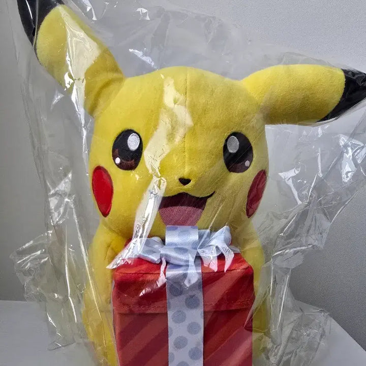 [BUNJANG] Pikachu Plush Toy / 비자츄 선물상자츄 피카츄 인형