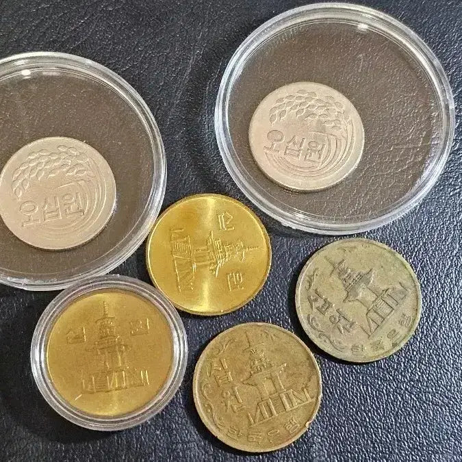 [BUNJANG] 1972 50 Won, 1973 50 Won, 1998 10 Won, 2007 10 Won, 1970 10 Won (English), 1970 10 Won (Korean) - 6 Unused Coins / 첫 발행 1972년 50원,미사용 1996년,2001년 10원과 1970년 총6개