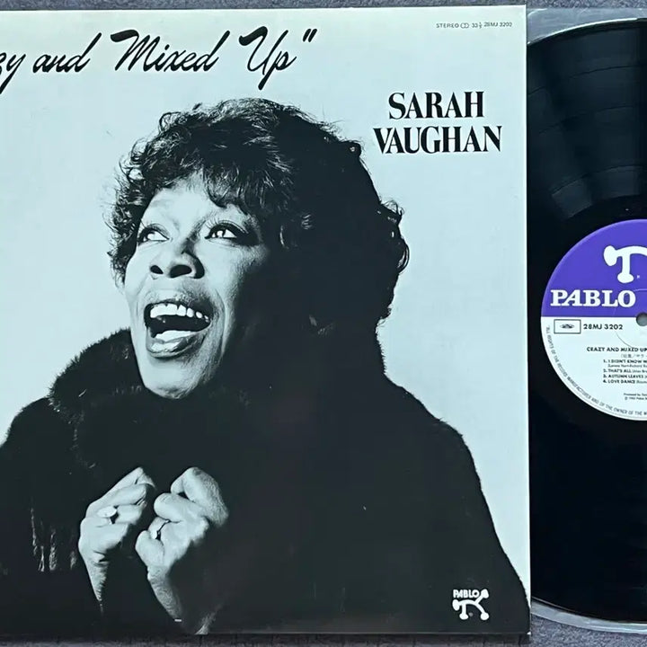 [BUNJANG] Sarah Vaughan - Crazy and Mixed Up LP (1982 Japanese Pressing) / LP : Sarag Vaughan - Crazy And Mied Up