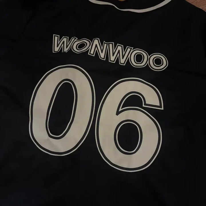 [BUNJANG] SEVENTEEN Wonwoo Light Up Together Uniform Photocard / 세븐틴 원우 라잇히어 유니폼 양도