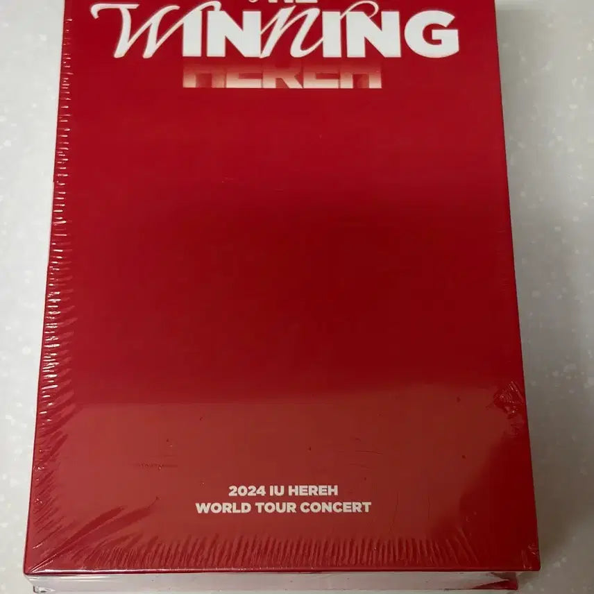 [BUNJANG] IU 2024 HEREH World Tour DVD/Blu-ray Sealed / 아이유 2024 HEREH 월드투어 DVD/블루레이 미개봉 팝니다