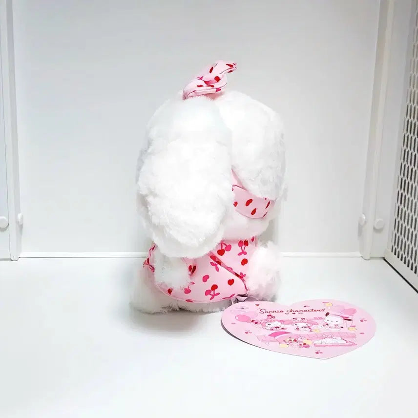 [BUNJANG] Sanrio Cinnamoroll Hokans Series Plush Doll - M Size Cherry Pajamas / 일본정품)산리오 시나모롤 호캉스 시리즈 인형_M사이즈 귀여운 체리파자마 시나몬롤 인테리어 누이 소품 선물
