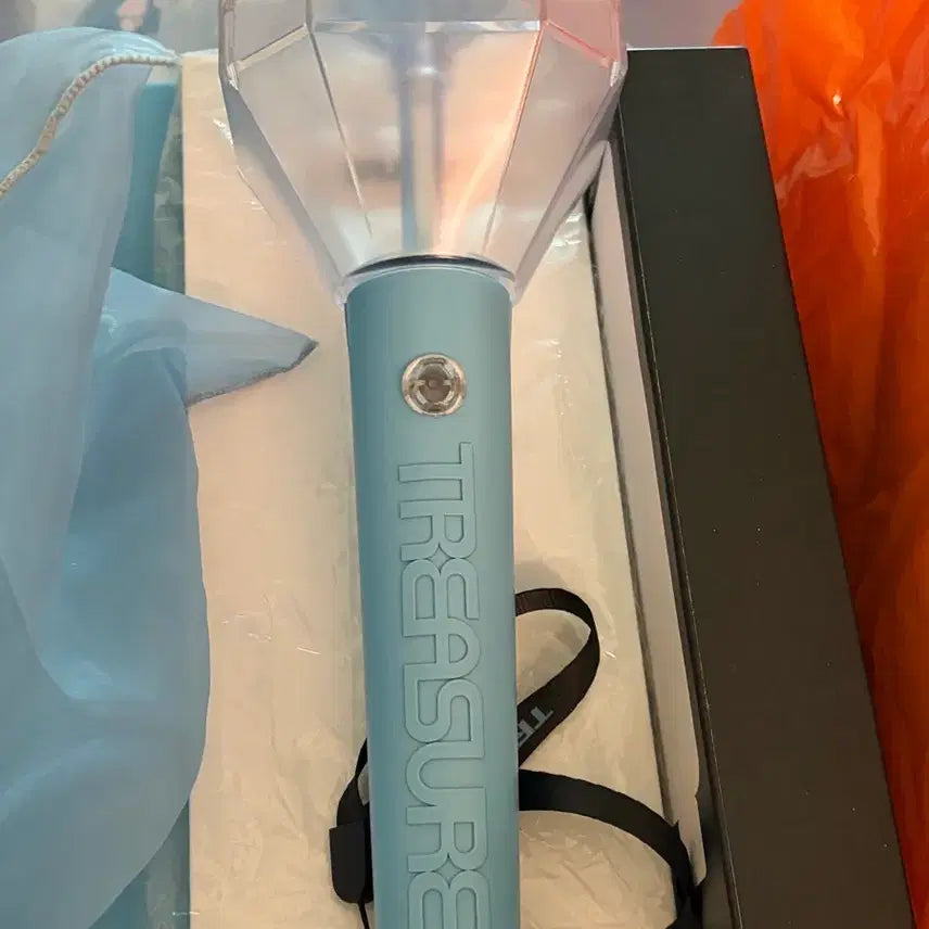 [BUNJANG] TREASURE Lightstick (Old Version) / TREASURE 응원봉 트라이트 구버전