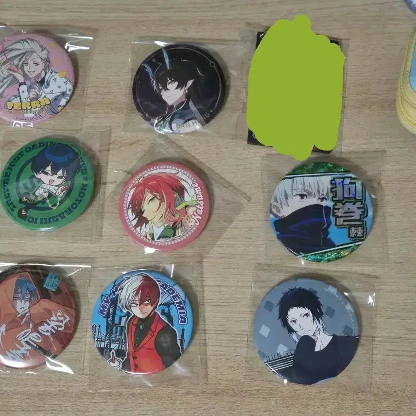 [BUNJANG] Ensemble Stars, Honkai Star Rail, My Hero Academia, Bungo Stray Dogs Character Badges / 애니/게임 남캐 캔뱃지 판매합니다! (카리스마 하우스, 앙스타, 붕스, 나히아, 문스독, 주술회전)